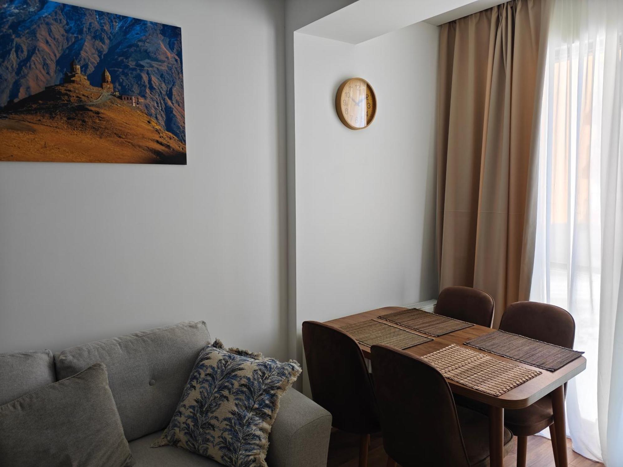 Four Seasons - New Gudauri Aparthotel Luaran gambar
