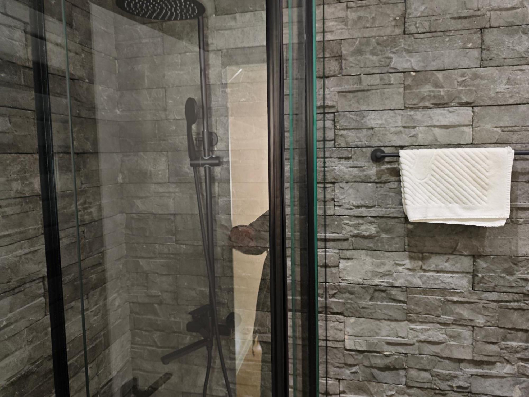 Four Seasons - New Gudauri Aparthotel Luaran gambar